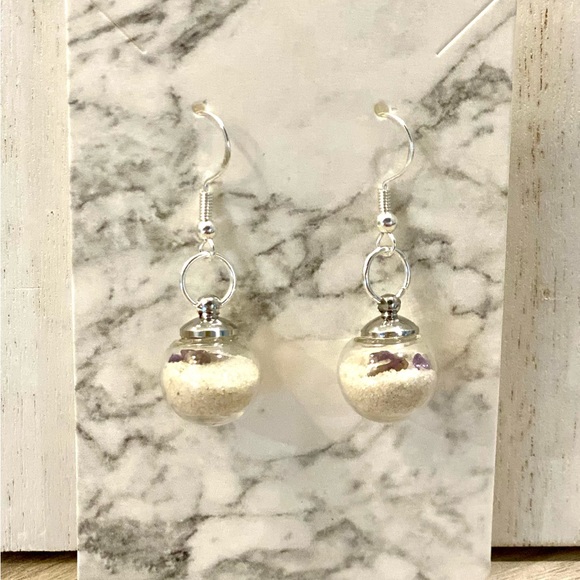 29. Amethyst beach sand globe earrings - Picture 4 of 4